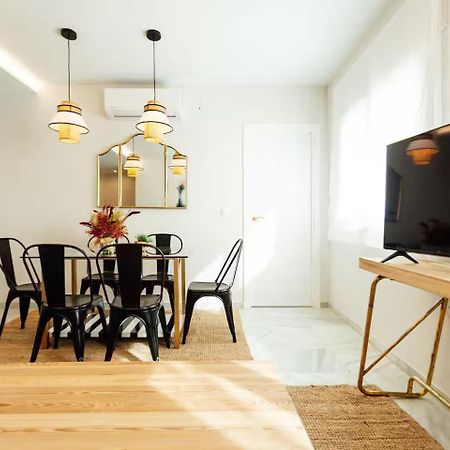 Reformed And Comfy- 2Bd 2Bth- Arenal Apartman Sevilla Kültér fotó