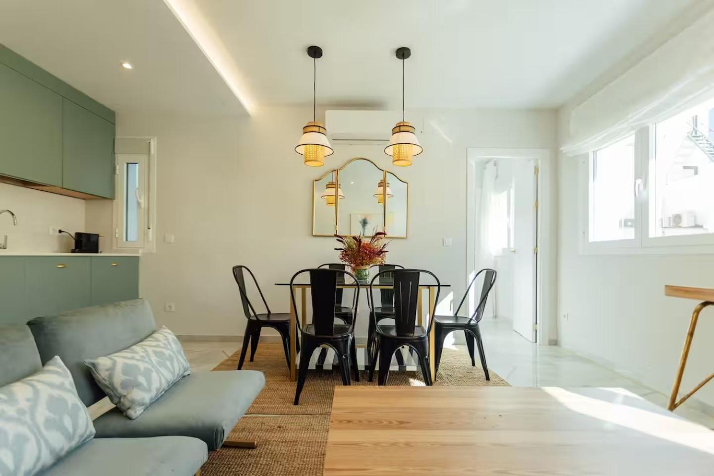 Reformed And Comfy- 2Bd 2Bth- Arenal Apartman Sevilla Kültér fotó