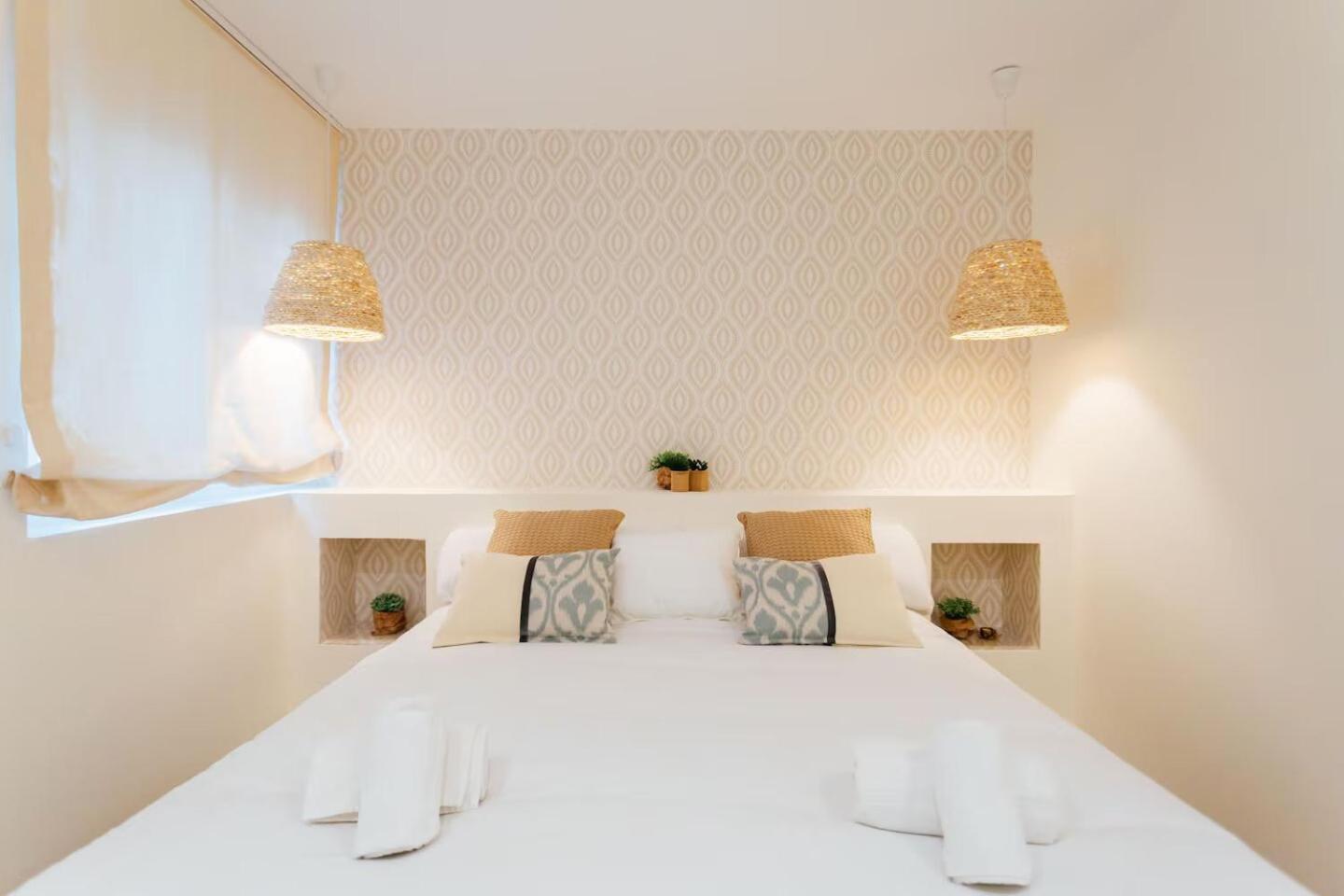 Reformed And Comfy- 2Bd 2Bth- Arenal Apartman Sevilla Kültér fotó