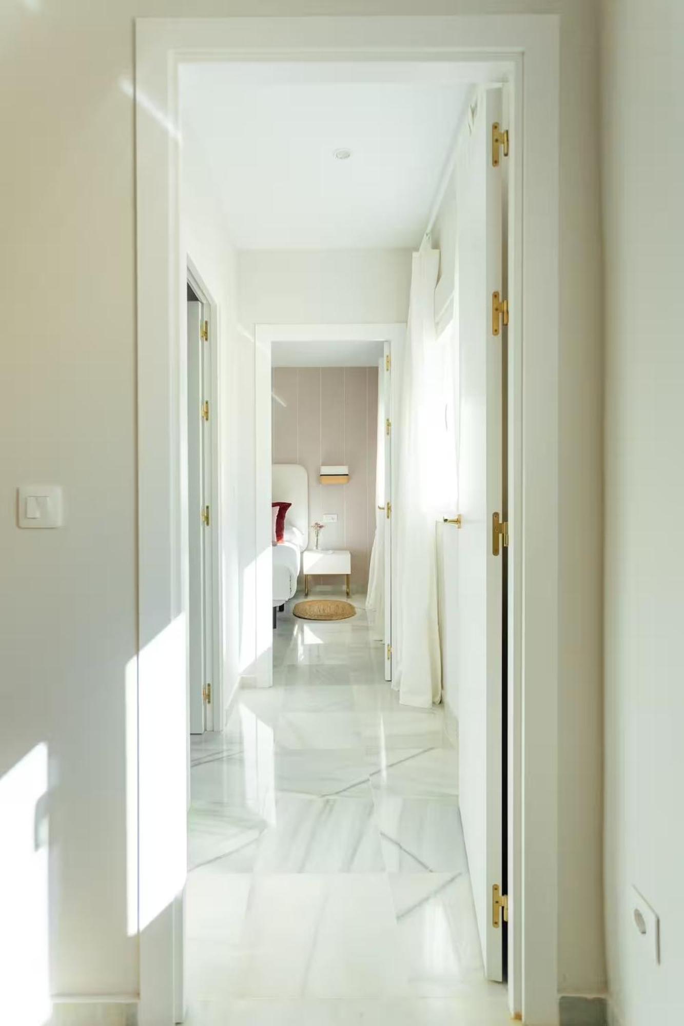 Reformed And Comfy- 2Bd 2Bth- Arenal Apartman Sevilla Kültér fotó