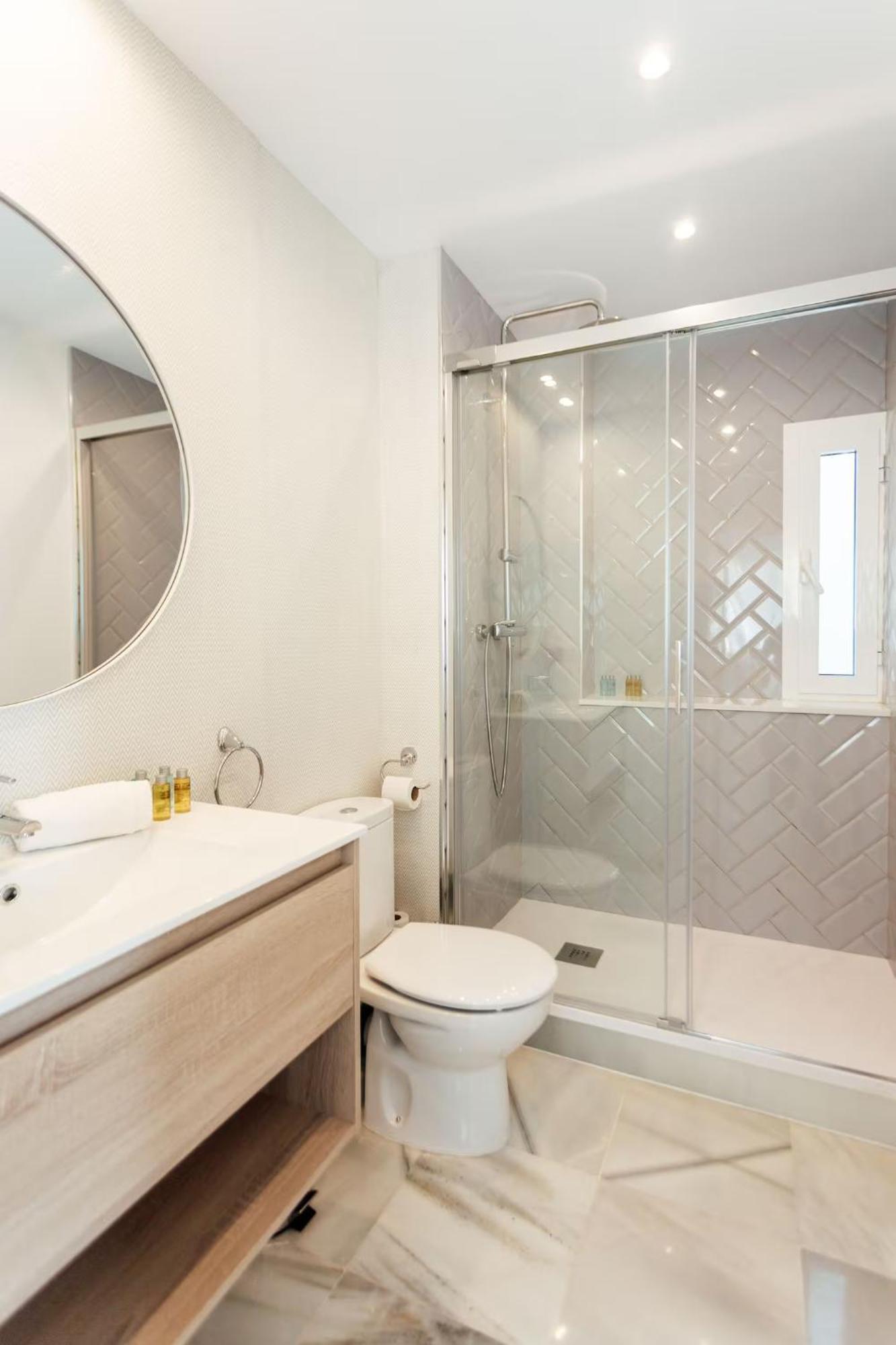 Reformed And Comfy- 2Bd 2Bth- Arenal Apartman Sevilla Kültér fotó